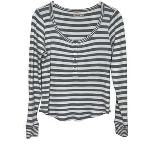 Faherty Top Size Small Gray White Cotton Striped Thermal Henley Long Sleeve